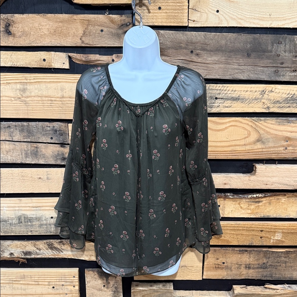 White House Black Market olive‎ green floral peasant top sheer bell sleeves XS